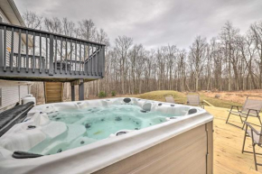 Stunning Stroudsburg Home with Private Hot Tub!